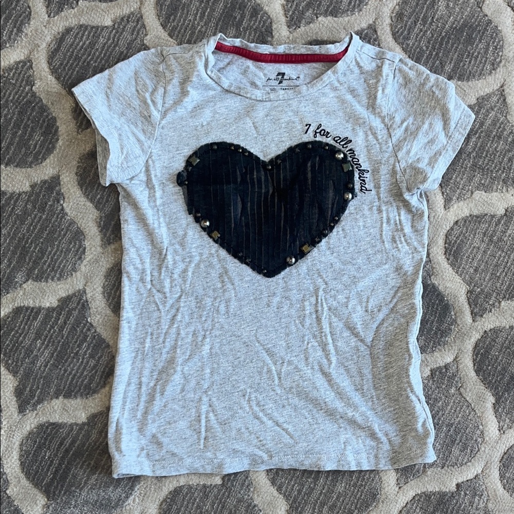 7 For All Mankind Light Gray Short Sleeve Tee with Black Heart